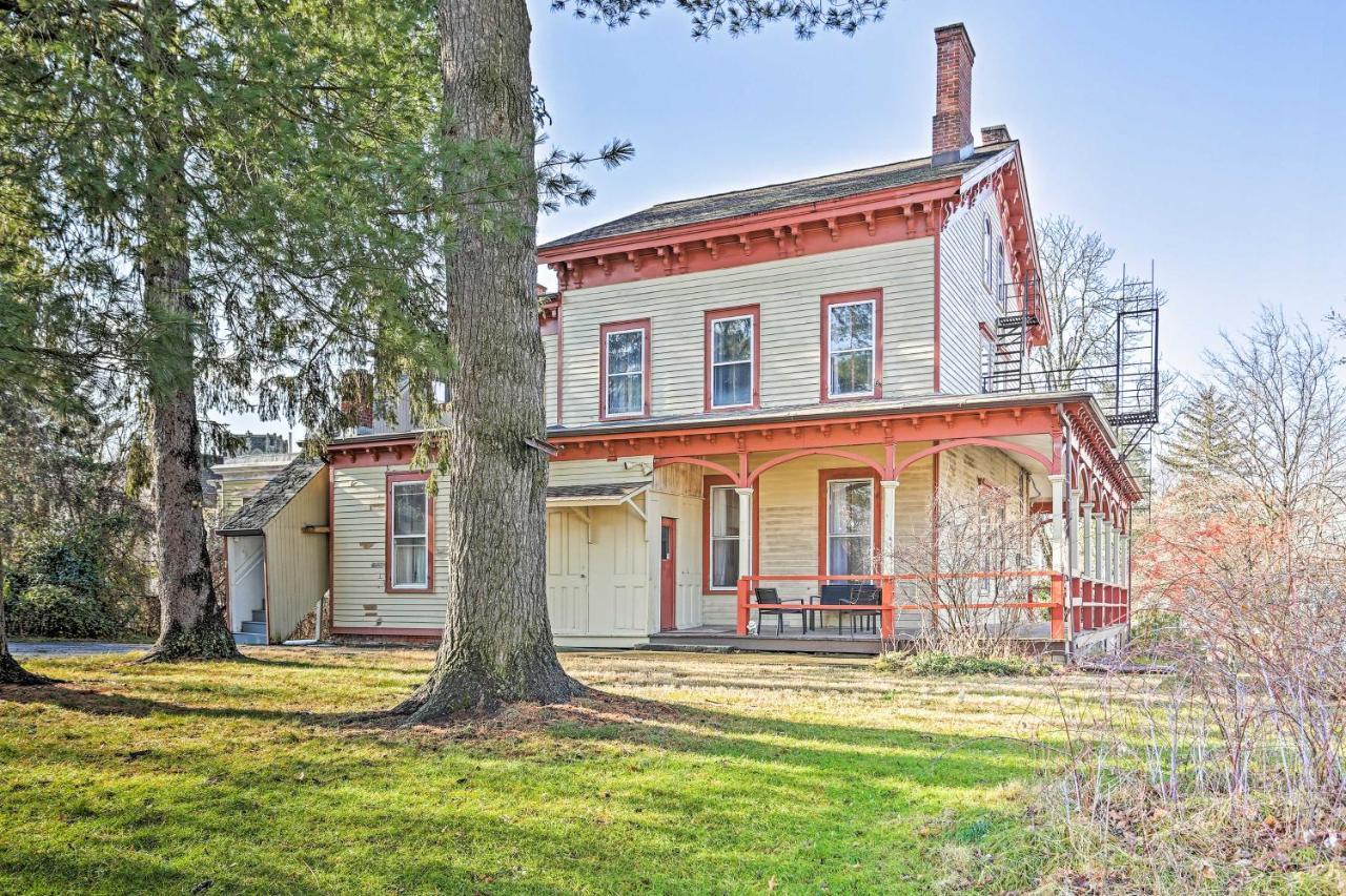 Historic Poughkeepsie Apt - Walkable Location Eksteriør billede